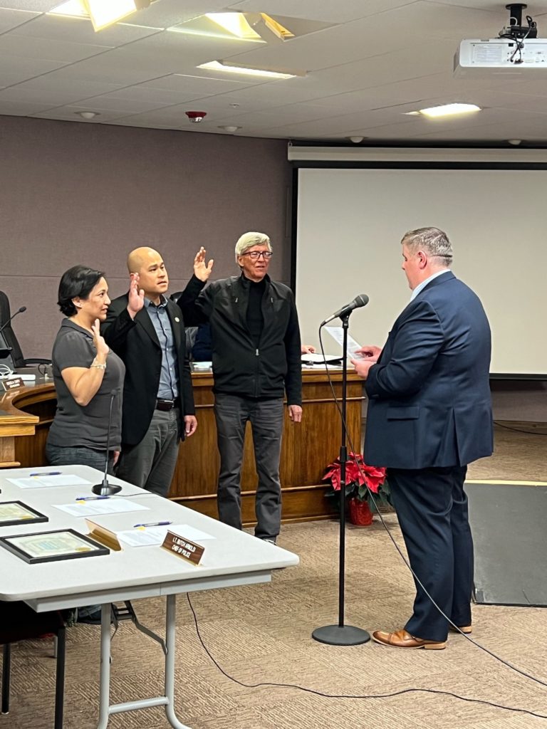 City Swears in New Councilmembers, Selects Mayor and Vice Mayor